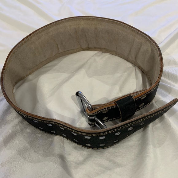 Excellent Condition Harbinger Weightlifting Belt - Picture 2 of 4